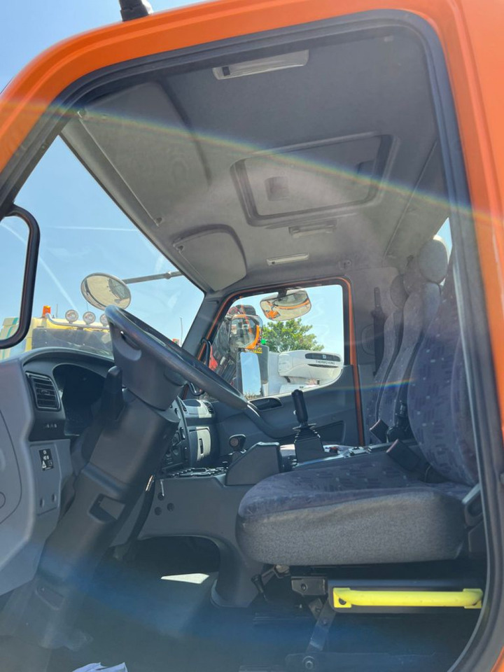 MERCEDES-BENZ Unimog U20 2-Achs Allradkipper Kran Palfinger Kran - Camión volquete, Camión grúa: foto 4 MERCEDES-BENZ Unimog U20 2-Achs Allradkipper Kran Palfinger Kran - Camión volquete, Camión grúa: foto 4