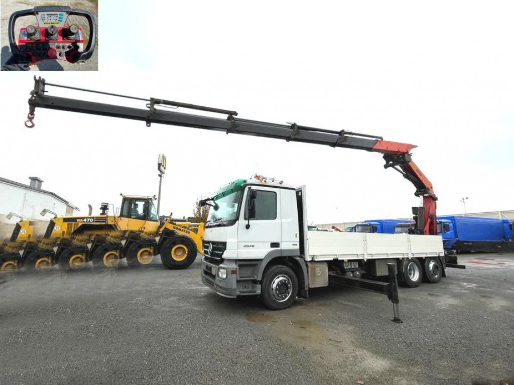 Mercedes-Benz Actros 2546 L 6x2 Pritsche Heckkran Palfinger P - Camión caja abierta, Camión grúa: foto 1 Mercedes-Benz Actros 2546 L 6x2 Pritsche Heckkran Palfinger P - Camión caja abierta, Camión grúa: foto 1