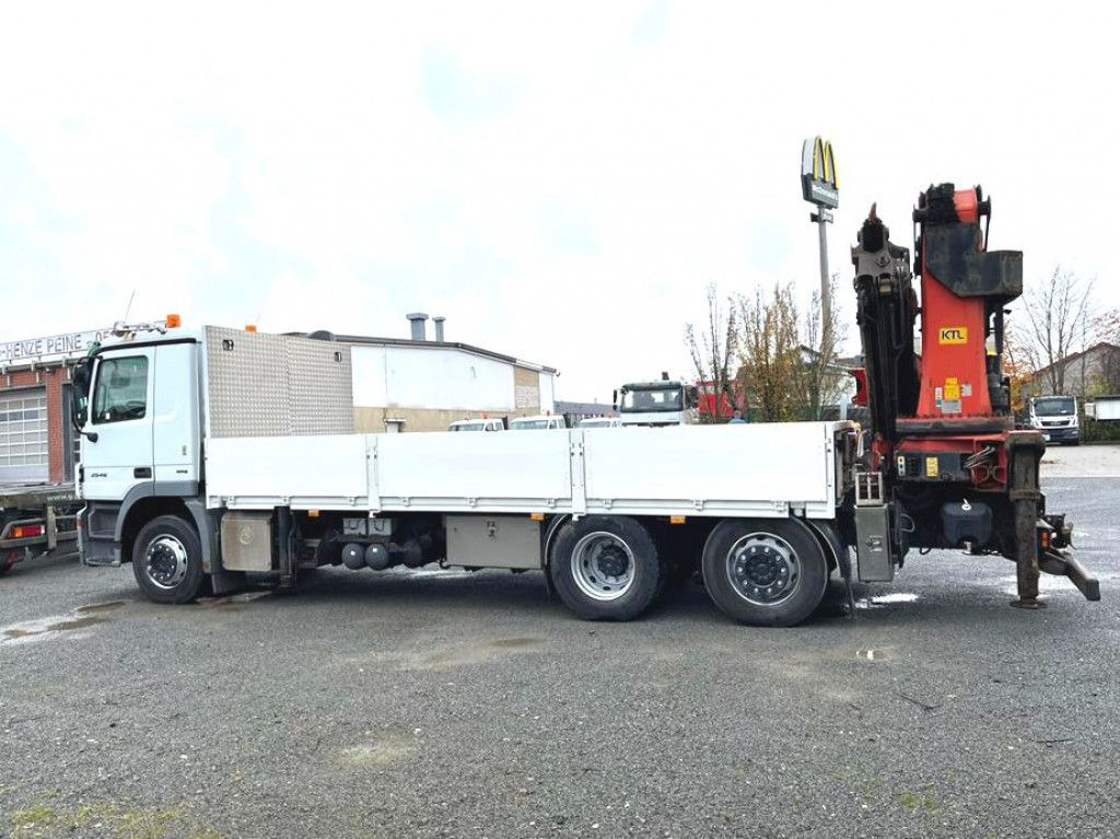 Mercedes-Benz Actros 2546 L 6x2 Pritsche Heckkran Palfinger P - Camión grúa, Camión caja abierta: foto 4 Mercedes-Benz Actros 2546 L 6x2 Pritsche Heckkran Palfinger P - Camión grúa, Camión caja abierta: foto 4