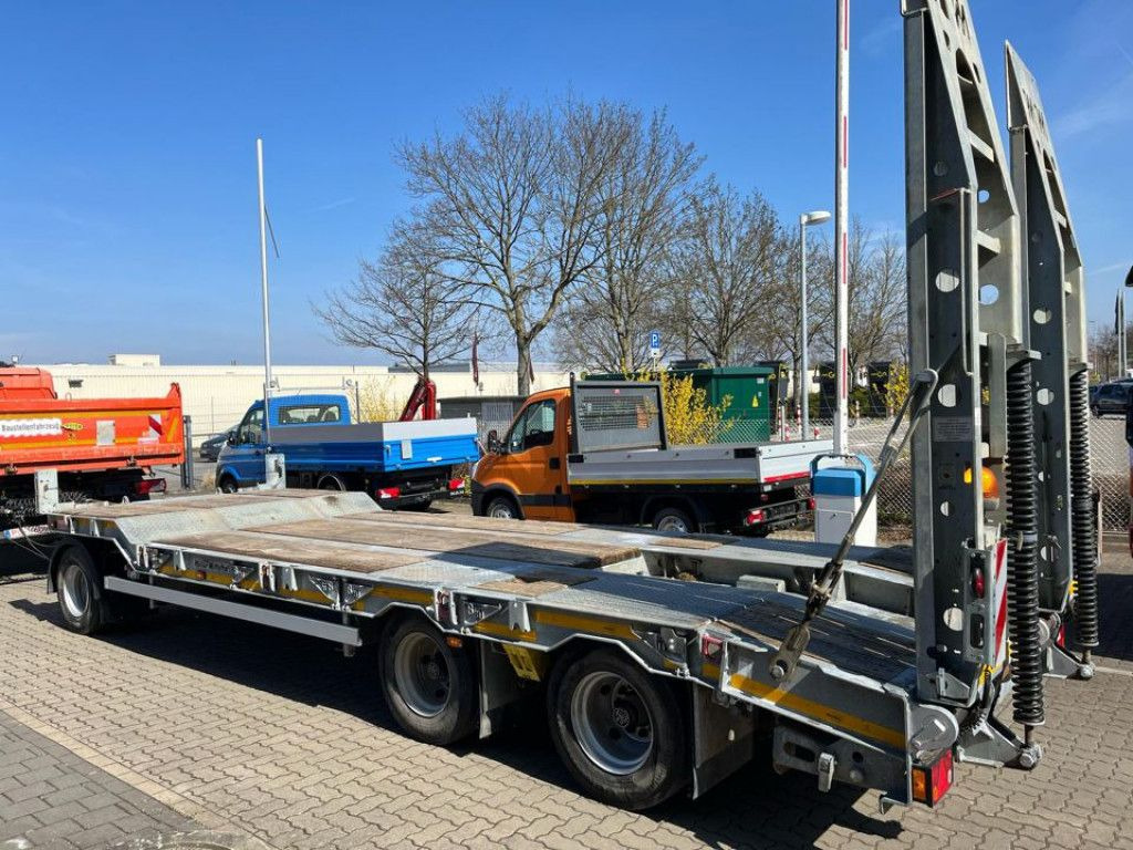 Müller-Mitteltal Tiefladeanhänger T 3 Profi 30,0 Tiefladeranhänge - Remolque góndola rebajadas: foto 2 Müller-Mitteltal Tiefladeanhänger T 3 Profi 30,0 Tiefladeranhänge - Remolque góndola rebajadas: foto 2