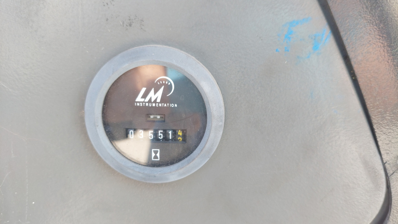 TLD TMX-30 tractor - Tractor de equipaje: foto 4 TLD TMX-30 tractor - Tractor de equipaje: foto 4