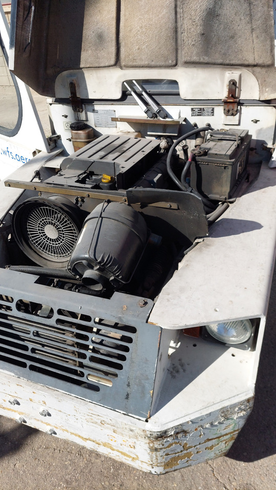 TLD TMX-30 tractor - Tractor de equipaje: foto 3 TLD TMX-30 tractor - Tractor de equipaje: foto 3