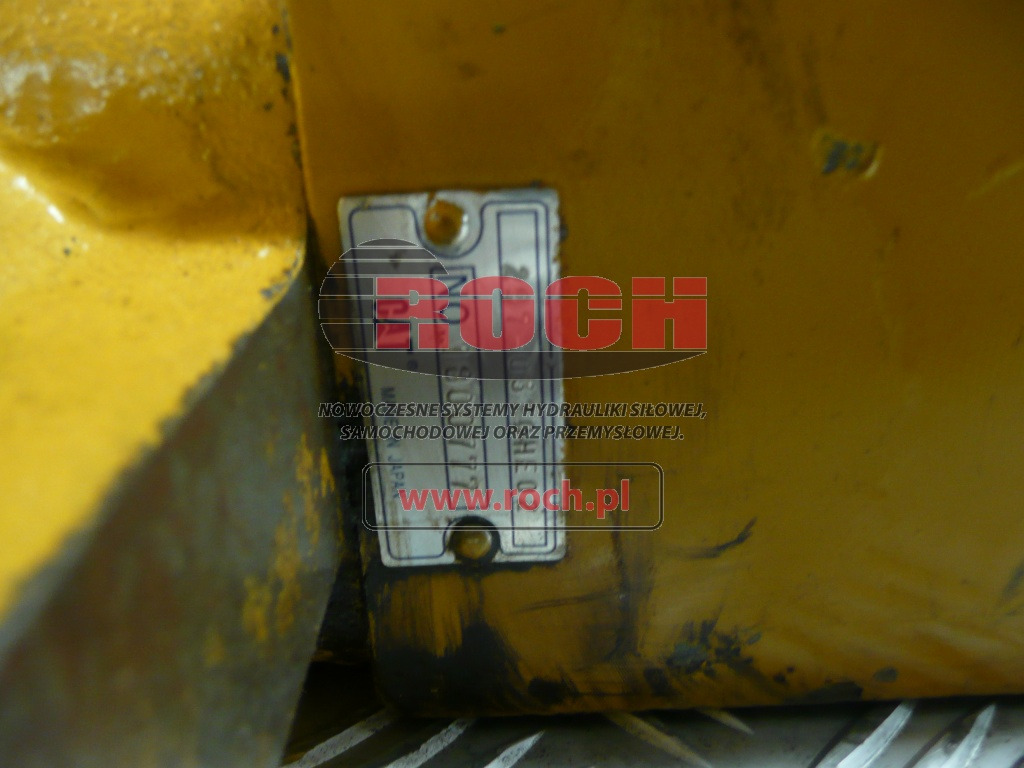 CATERPILLAR 297-0370 HE02 1800777 - 2 SEKCYJNY + 196-0826 HF00 + 199-1910 + CEWKA - Válvula hidráulica: foto 2 CATERPILLAR 297-0370 HE02 1800777 - 2 SEKCYJNY + 196-0826 HF00 + 199-1910 + CEWKA - Válvula hidráulica: foto 2