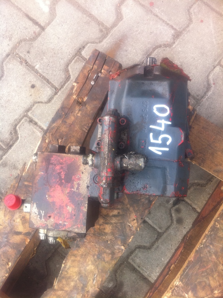 O&K 2465983 00983825 - Motor hidráulico para Cargadora de ruedas: foto 1 O&K 2465983 00983825 - Motor hidráulico para Cargadora de ruedas: foto 1