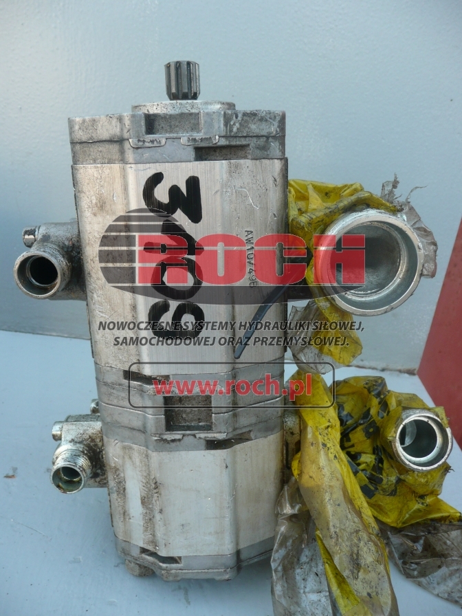 SAUER SUNDSTRAND 11046194SNW2NN/025LN04D0NNB7B5NNNN/NNNNN + 1112003800SNP2NN/8.0LN03CA P3B7B5NNNN/NNNNN - Bomba hidráulica para Maquinaria de construcción: foto 1 SAUER SUNDSTRAND 11046194SNW2NN/025LN04D0NNB7B5NNNN/NNNNN + 1112003800SNP2NN/8.0LN03CA P3B7B5NNNN/NNNNN - Bomba hidráulica para Maquinaria de construcción: foto 1