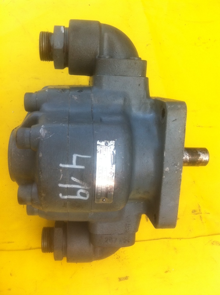 SPERRY VICKERS GMC4-25-P4F-11 - Motor hidráulico para Maquinaria de construcción: foto 1 SPERRY VICKERS GMC4-25-P4F-11 - Motor hidráulico para Maquinaria de construcción: foto 1