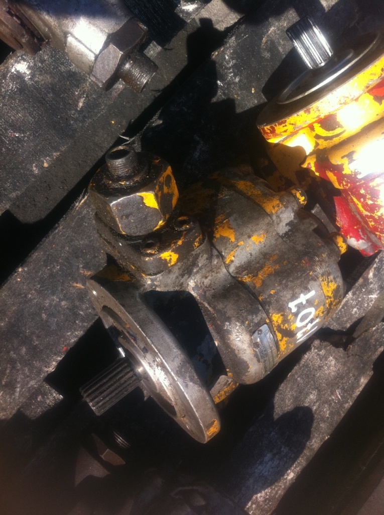 SPERRY VICKERS GMC4-63-F0F-11 0379005 GE029 - Motor hidráulico para Maquinaria de construcción: foto 1 SPERRY VICKERS GMC4-63-F0F-11 0379005 GE029 - Motor hidráulico para Maquinaria de construcción: foto 1