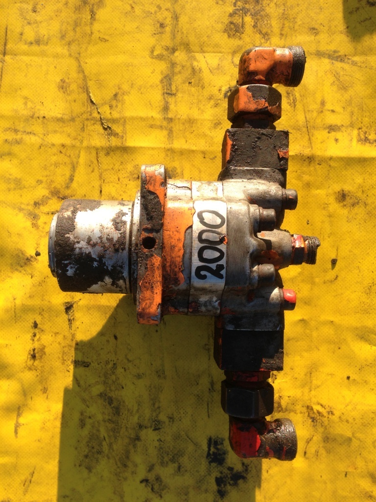 VICKERS GM5-12-H10F-23 GE630 - Motor hidráulico para Maquinaria de construcción: foto 1 VICKERS GM5-12-H10F-23 GE630 - Motor hidráulico para Maquinaria de construcción: foto 1