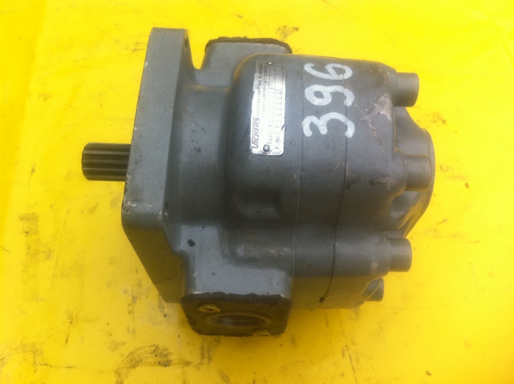 VICKERS GMC4-25-FGF-11 - Motor hidráulico para Maquinaria de construcción: foto 1 VICKERS GMC4-25-FGF-11 - Motor hidráulico para Maquinaria de construcción: foto 1