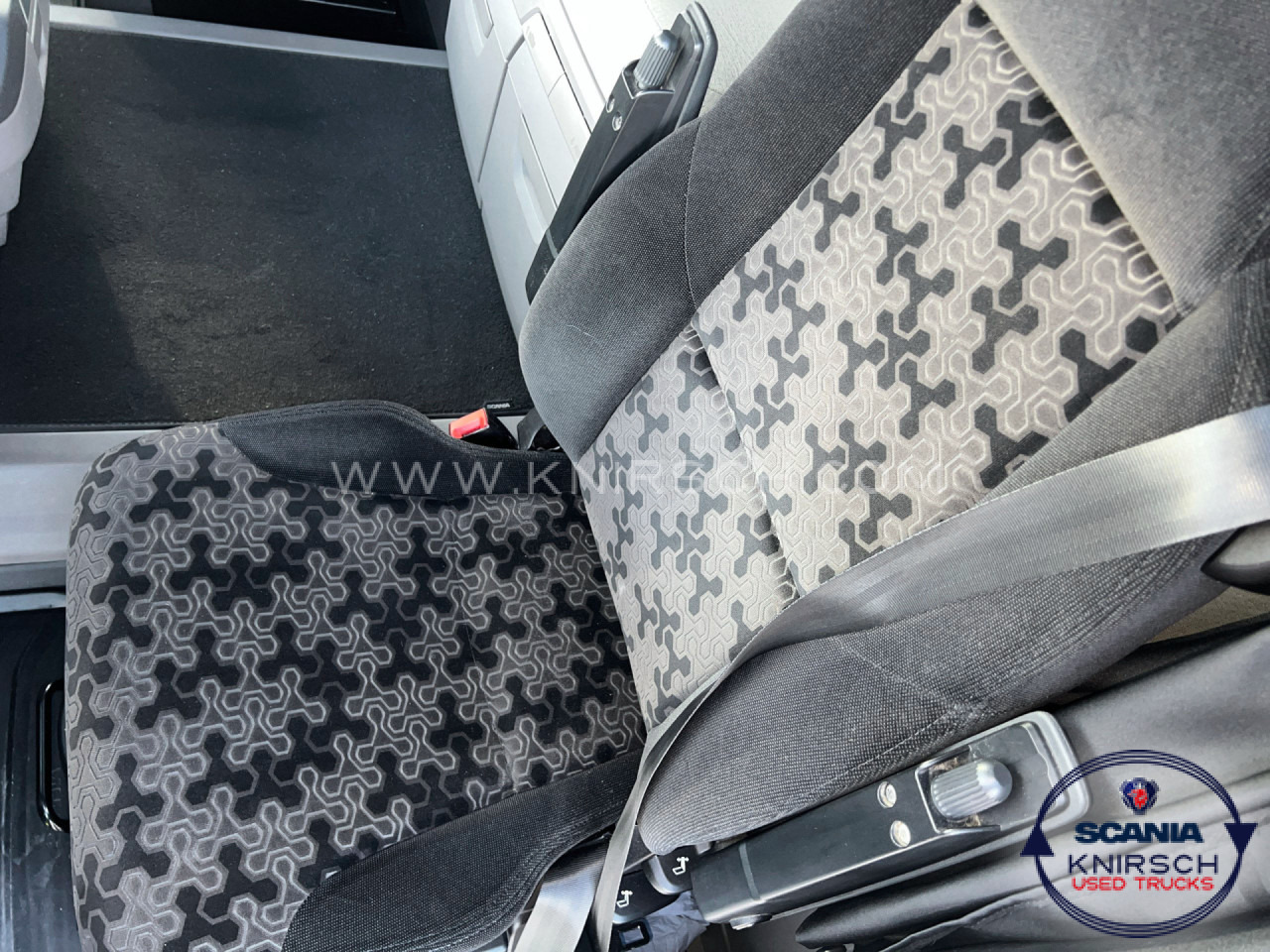 SCANIA R450A4x2LA - Cabeza tractora: foto 4 SCANIA R450A4x2LA - Cabeza tractora: foto 4