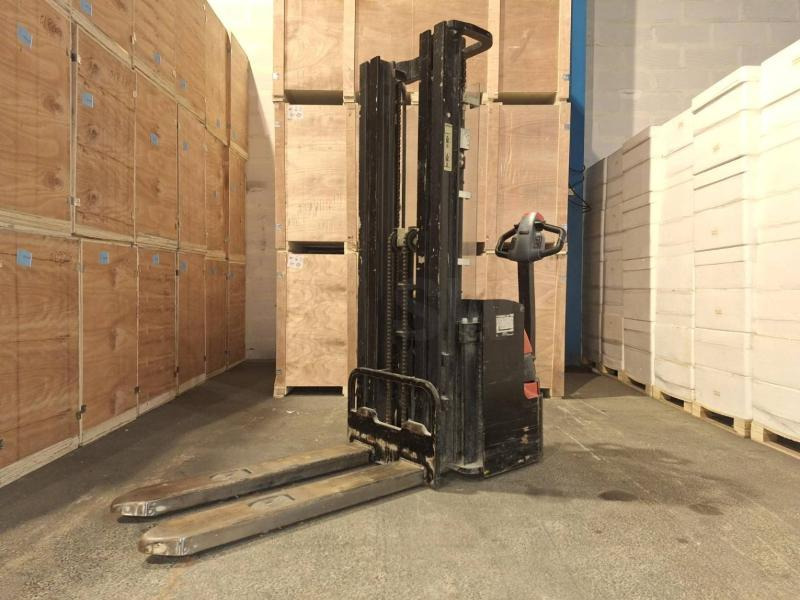 Hangcha CDD12-E - Apilador: foto 3 Hangcha CDD12-E - Apilador: foto 3