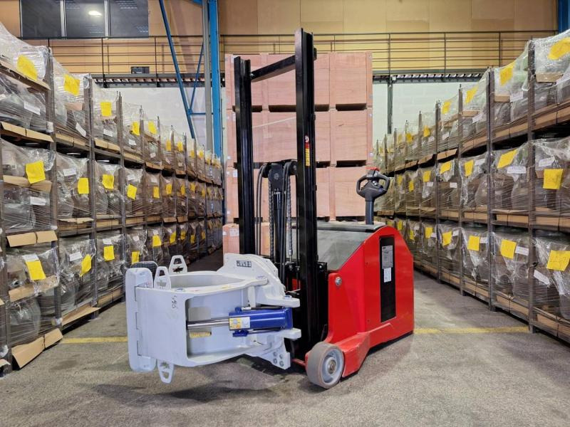 Manitou ES-C 713 SVC 17.V.315 - Apilador: foto 2 Manitou ES-C 713 SVC 17.V.315 - Apilador: foto 2