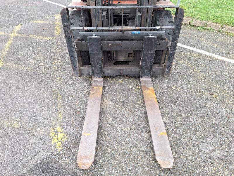 Carretilla elevadora diésel Toyota 02-7FD40: foto 8