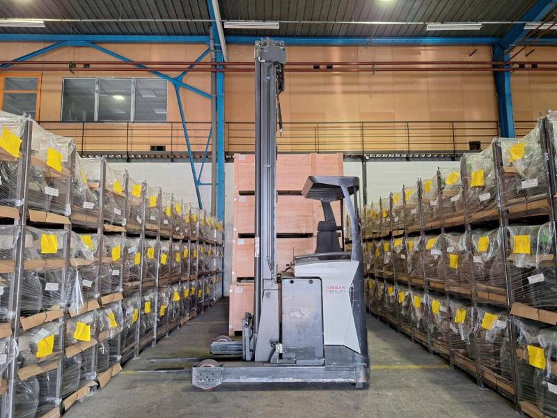 UniCarriers UHD-200-DTFVXF-955 - Retráctil: foto 3 UniCarriers UHD-200-DTFVXF-955 - Retráctil: foto 3