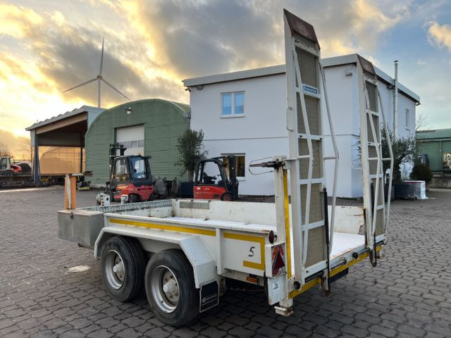 Blomenröhr 552/6900 Tieflader, Rampen, 6,9 to. zGG, TÜV neu - Remolque góndola rebajadas: foto 3 Blomenröhr 552/6900 Tieflader, Rampen, 6,9 to. zGG, TÜV neu - Remolque góndola rebajadas: foto 3