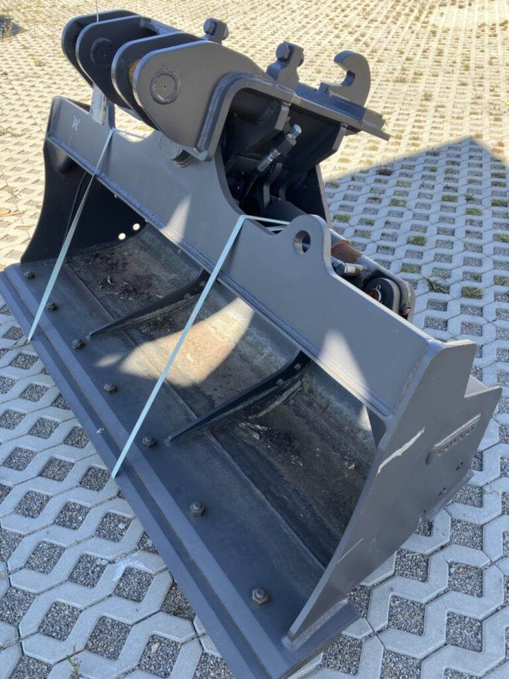 Volvo Böschungslöffel hydr. S1 - Retroexcavadora: foto 4 Volvo Böschungslöffel hydr. S1 - Retroexcavadora: foto 4