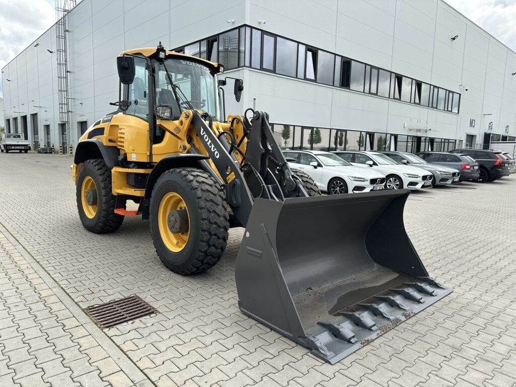 Volvo L45HS - Cargadora de ruedas: foto 1 Volvo L45HS - Cargadora de ruedas: foto 1