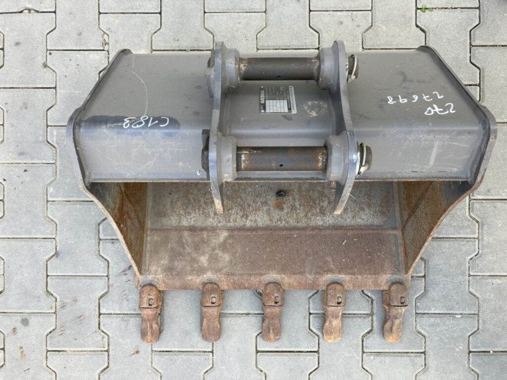 Volvo Tieflöffel mit Zähnen - Festanbau - Retroexcavadora: foto 2 Volvo Tieflöffel mit Zähnen - Festanbau - Retroexcavadora: foto 2