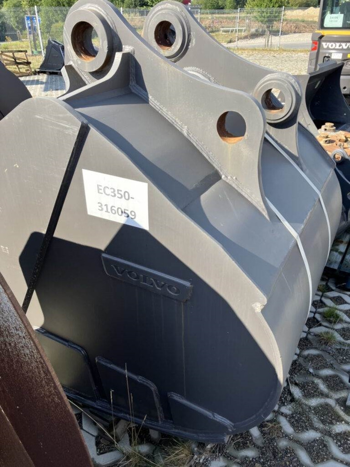 Volvo Tieflöffel mit Zähnen - Festanbau - Retroexcavadora: foto 2 Volvo Tieflöffel mit Zähnen - Festanbau - Retroexcavadora: foto 2