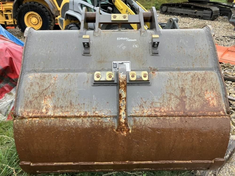 Volvo Tieflöffel mit Zähnen S3 - Retroexcavadora: foto 3 Volvo Tieflöffel mit Zähnen S3 - Retroexcavadora: foto 3