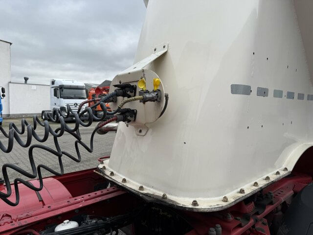 DAF XF480 FT 4x2 SZM Euro 6 ADR - Cabeza tractora: foto 5 DAF XF480 FT 4x2 SZM Euro 6 ADR - Cabeza tractora: foto 5