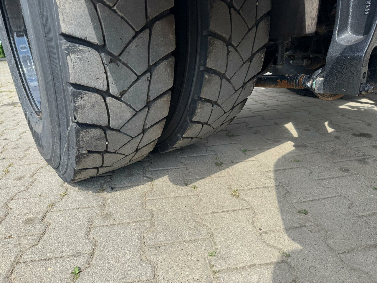 Cabeza tractora MAN TGS 18.520 4x4 SZM - Kipphyd. Blatt Luft Pritard: foto 18