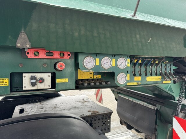 Faymonville STBZ-6VA Tieflader 4+2 Achse + Schwerlast *83 T - Semirremolque góndola rebajadas: foto 2 Faymonville STBZ-6VA Tieflader 4+2 Achse + Schwerlast *83 T - Semirremolque góndola rebajadas: foto 2