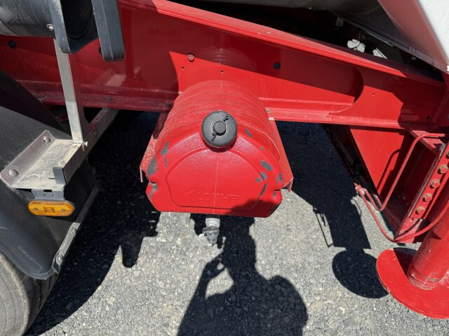 Semirremolque silo Feldbinder KIP 60.3 Silo 60.000 L 3 Achse ADR: foto 14 Semirremolque silo Feldbinder KIP 60.3 Silo 60.000 L 3 Achse ADR: foto 14