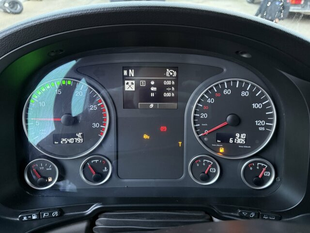 MAN TGS 26.460 6x2 Euro 6 Absetzkipper Meiller - Camión portacontenedor de cadenas: foto 2 MAN TGS 26.460 6x2 Euro 6 Absetzkipper Meiller - Camión portacontenedor de cadenas: foto 2