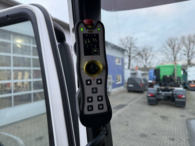 MAN TGS 26.460 6x2 Euro 6 Absetzkipper Meiller - Camión portacontenedor de cadenas: foto 3 MAN TGS 26.460 6x2 Euro 6 Absetzkipper Meiller - Camión portacontenedor de cadenas: foto 3