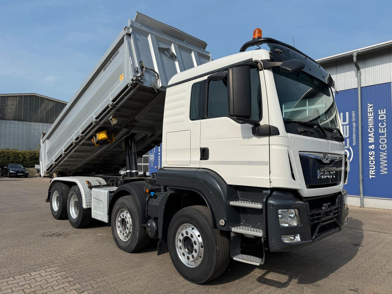 MAN TGS 35.460 8x4 BL Kipper Meiller Bordmatik - Camión volquete: foto 3 MAN TGS 35.460 8x4 BL Kipper Meiller Bordmatik - Camión volquete: foto 3