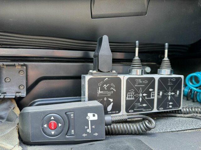 Camión multibasculante Mercedes-Benz ACTROS 2658 6x2 Abrollkipper MEILLER RK 26.67K: foto 7 Camión multibasculante Mercedes-Benz ACTROS 2658 6x2 Abrollkipper MEILLER RK 26.67K: foto 7