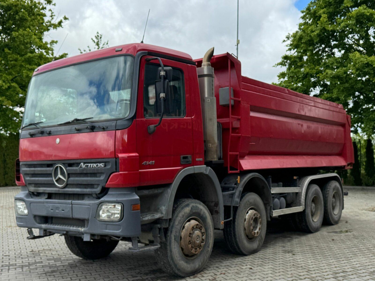 Mercedes-Benz ACTROS 4141 EURO4 8x8 Muldenkipper - Camión volquete: foto 2 Mercedes-Benz ACTROS 4141 EURO4 8x8 Muldenkipper - Camión volquete: foto 2