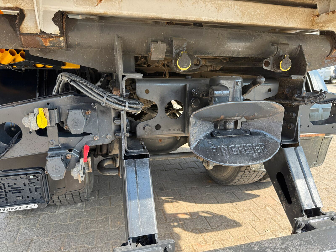 Camión volquete, Camión grúa Mercedes-Benz AROCS 1832 4x2 Euro 6 Kipper Kran FASSI F120FB: foto 18