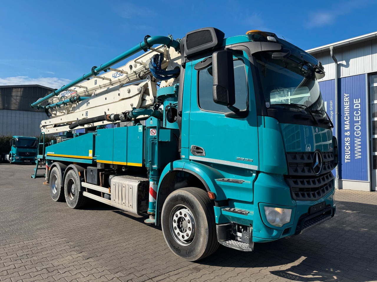 Mercedes-Benz AROCS 2836 6x4 Euro 6 Betonpumpe SERMAC 4Z38 - Bomba de hormigón: foto 1 Mercedes-Benz AROCS 2836 6x4 Euro 6 Betonpumpe SERMAC 4Z38 - Bomba de hormigón: foto 1