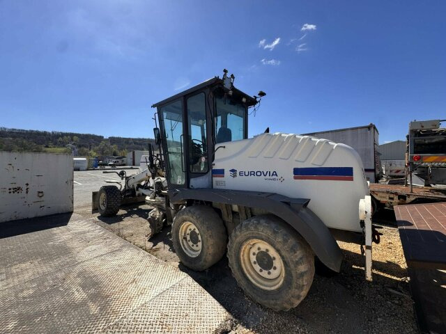 New Holland F106.6A alrrad 6x6 Grader 12 Ton - 10.700 Std - Grader: foto 5 New Holland F106.6A alrrad 6x6 Grader 12 Ton - 10.700 Std - Grader: foto 5