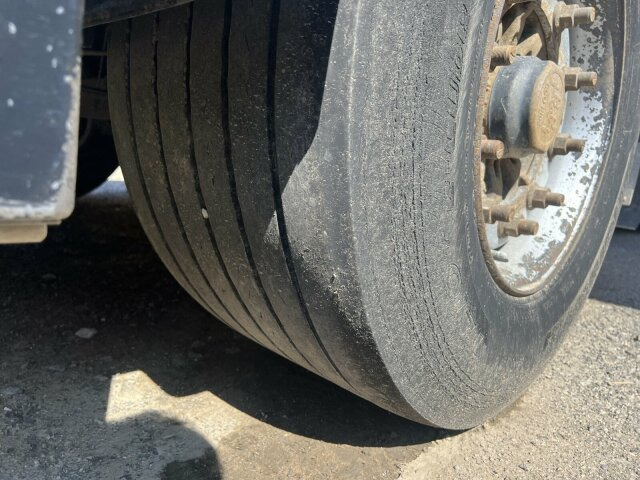 Schwarzmüller DB Plattform - Remolque plataforma/ Caja abierta: foto 5 Schwarzmüller DB Plattform - Remolque plataforma/ Caja abierta: foto 5