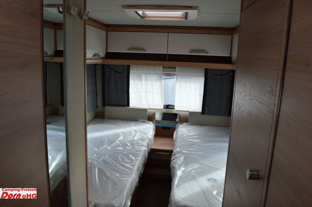 Caravana Knaus Südwind 540 UE Black Selection Elektrische Fußbo: foto 8