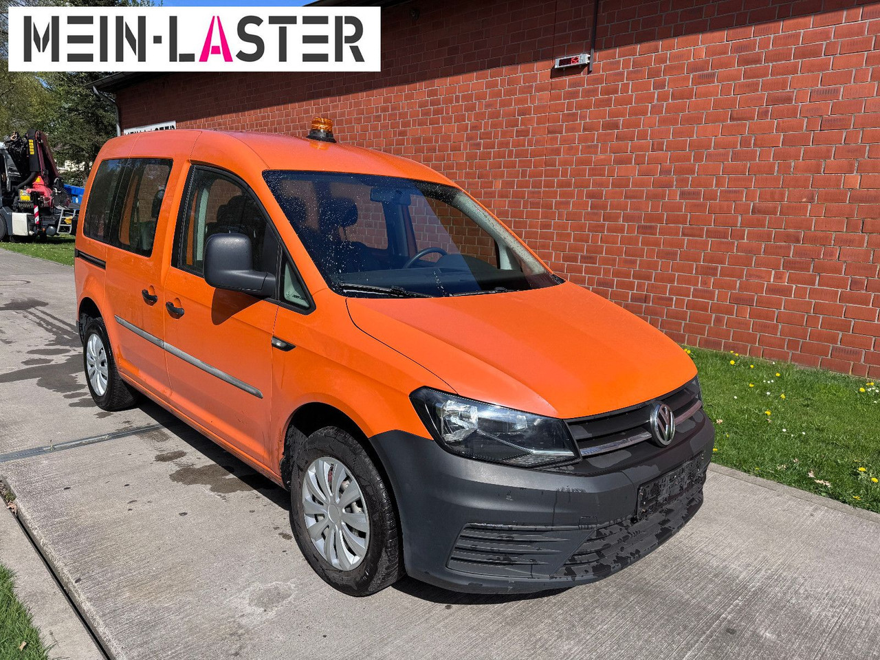 Volkswagen Caddy 2.0 TDI Klima 1. Hand 73.300 km - Furgoneta de pasajeros: foto 2 Volkswagen Caddy 2.0 TDI Klima 1. Hand 73.300 km - Furgoneta de pasajeros: foto 2