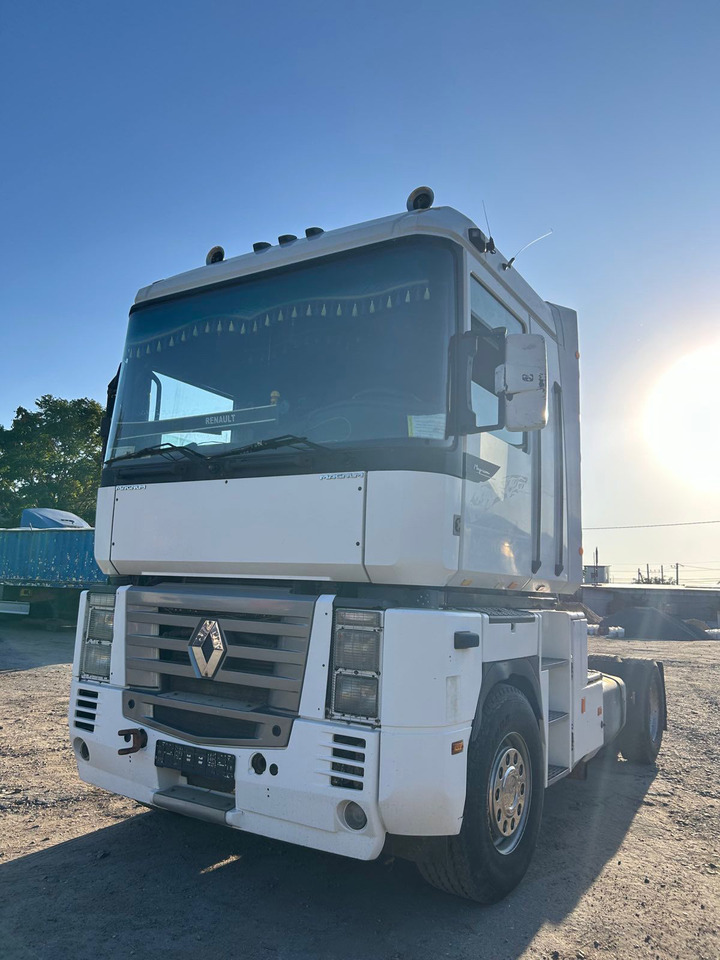 RENAULT Magnum 390 - Cabeza tractora: foto 3 RENAULT Magnum 390 - Cabeza tractora: foto 3
