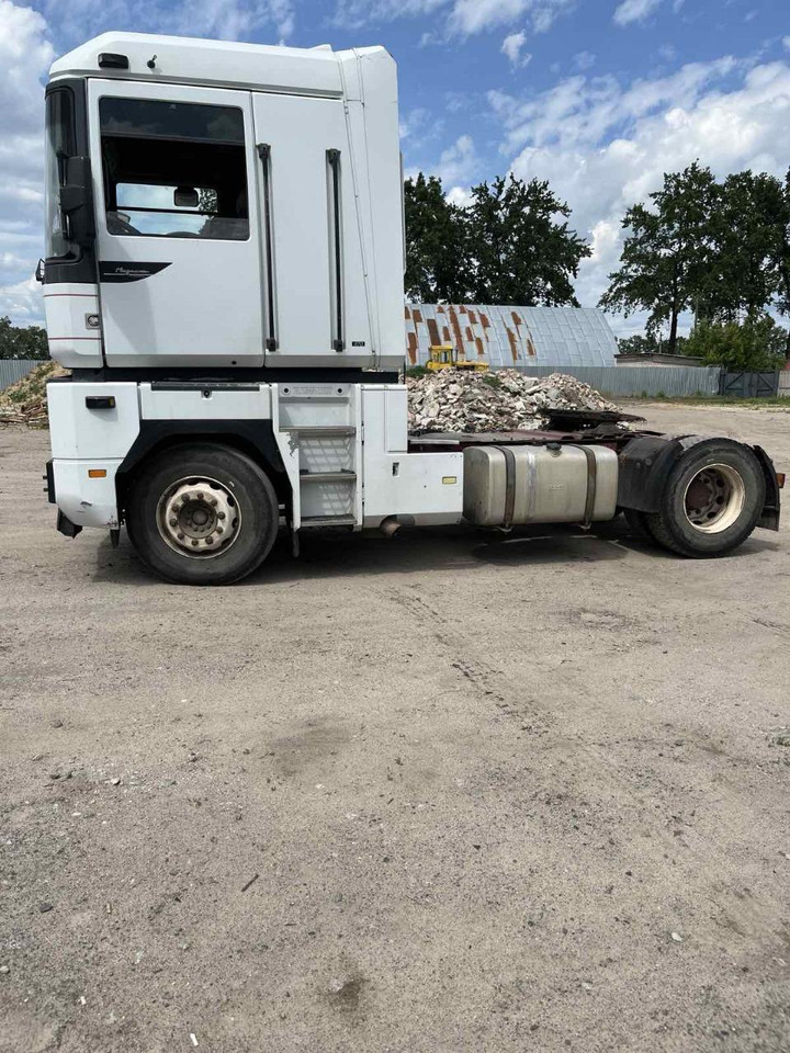 RENAULT Magnum 470 - Cabeza tractora: foto 3 RENAULT Magnum 470 - Cabeza tractora: foto 3