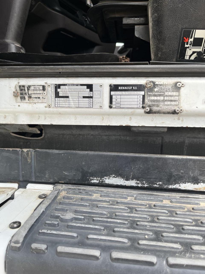 Cabeza tractora RENAULT Magnum 470: foto 16 Cabeza tractora RENAULT Magnum 470: foto 16