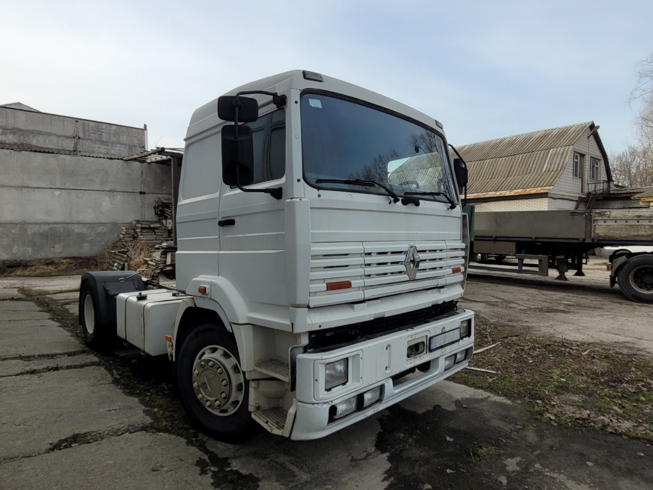 Cabeza tractora RENAULT Manager: foto 10