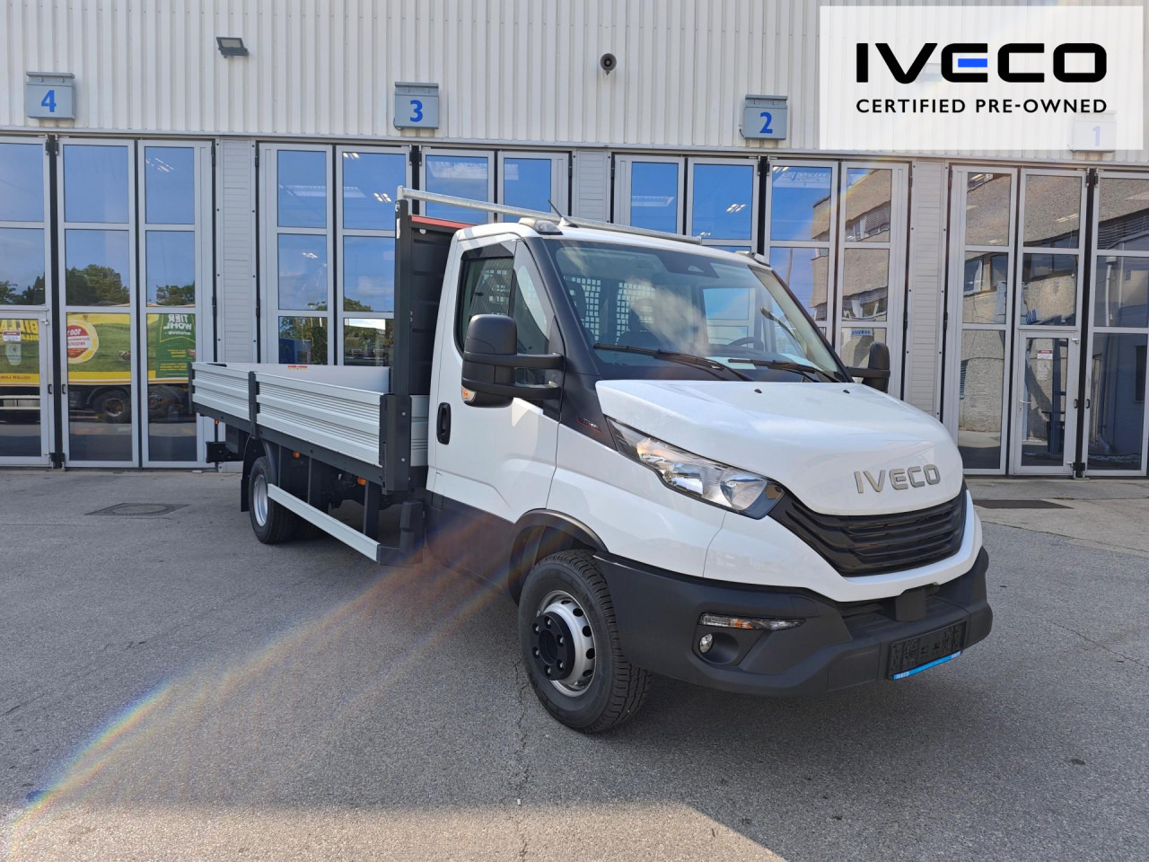 IVECO Pritsche - Camión caja abierta: foto 5 IVECO Pritsche - Camión caja abierta: foto 5