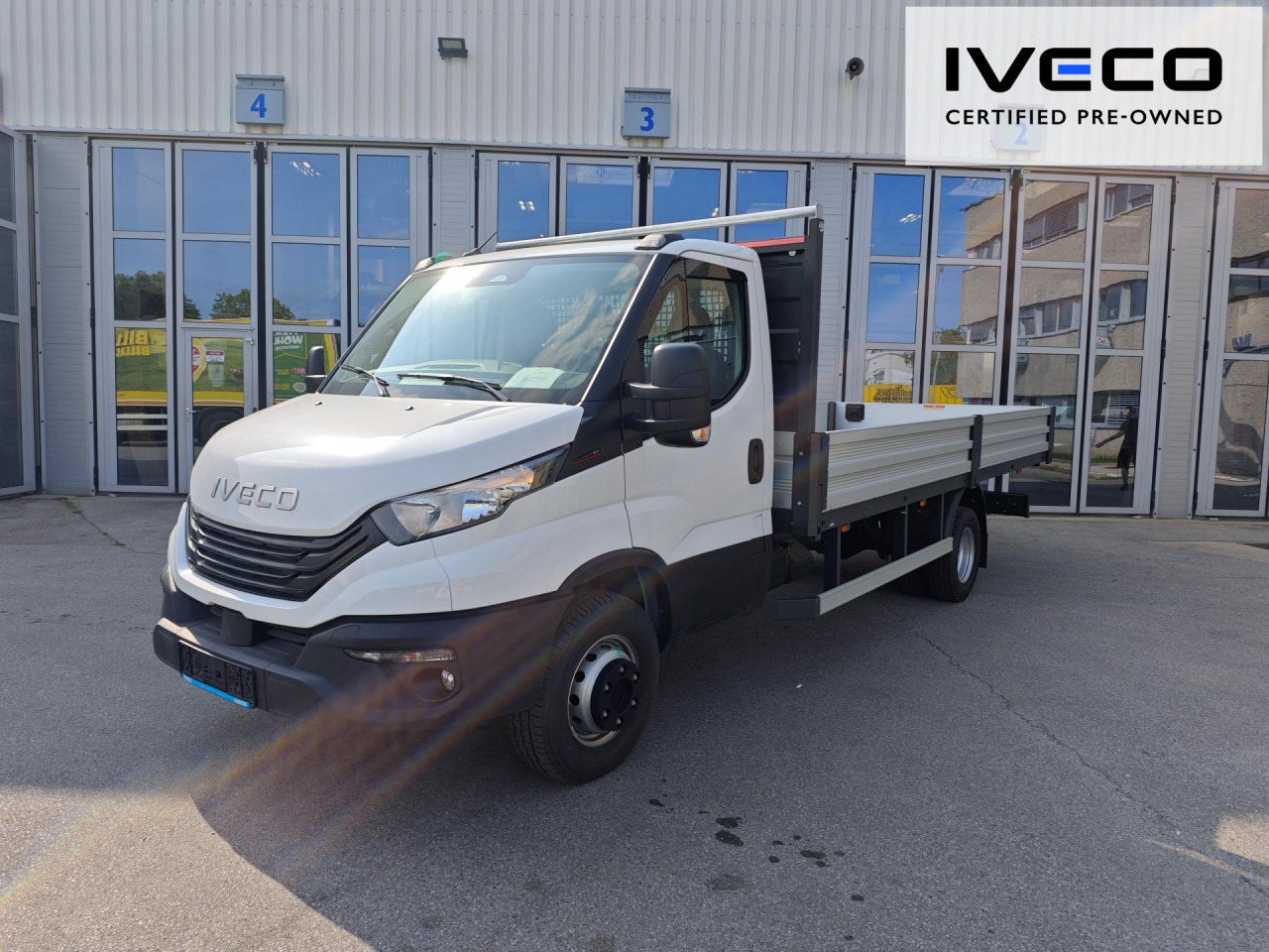 IVECO Pritsche - Camión caja abierta: foto 4 IVECO Pritsche - Camión caja abierta: foto 4