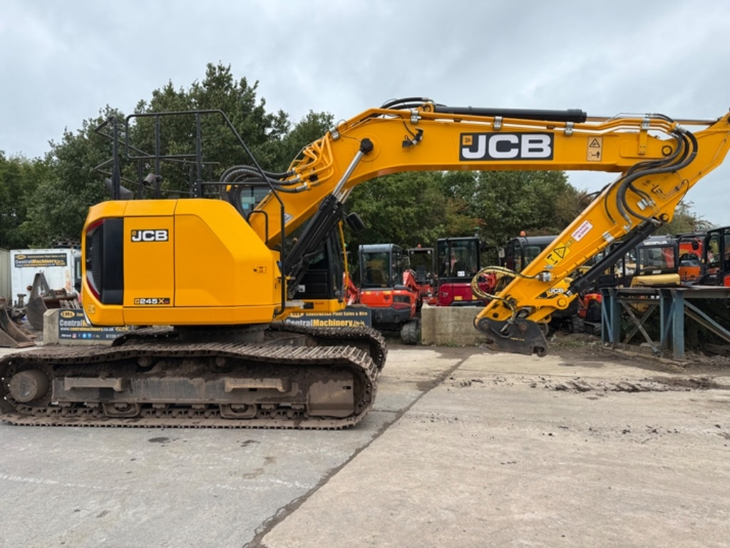 JCB 245 XR - Excavadora de cadenas: foto 2 JCB 245 XR - Excavadora de cadenas: foto 2