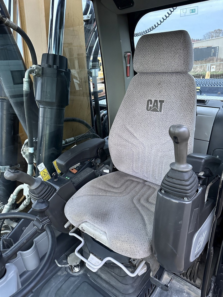 Excavadora de ruedas CATERPILLAR M 318 D full Hydr. Top Zustand German machine !: foto 12 Excavadora de ruedas CATERPILLAR M 318 D full Hydr. Top Zustand German machine !: foto 12