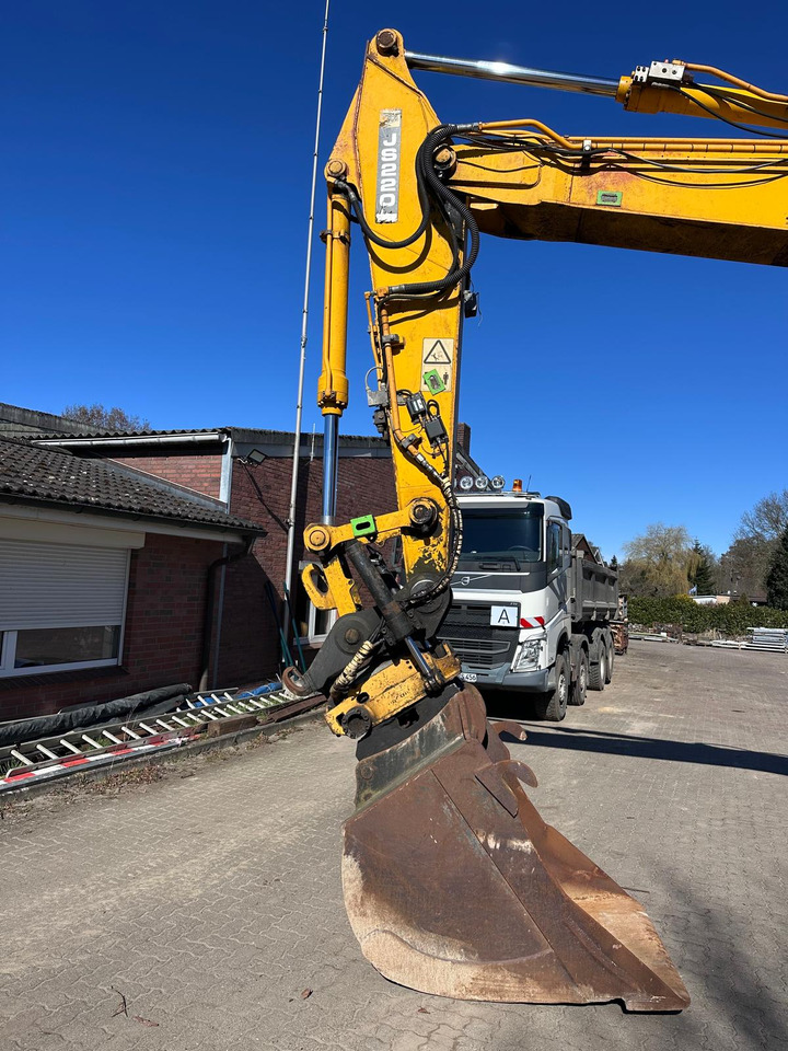 Excavadora de cadenas JCB JS 220 LC ISUZU Turbo 175 Hp Rototilt Klima: foto 18