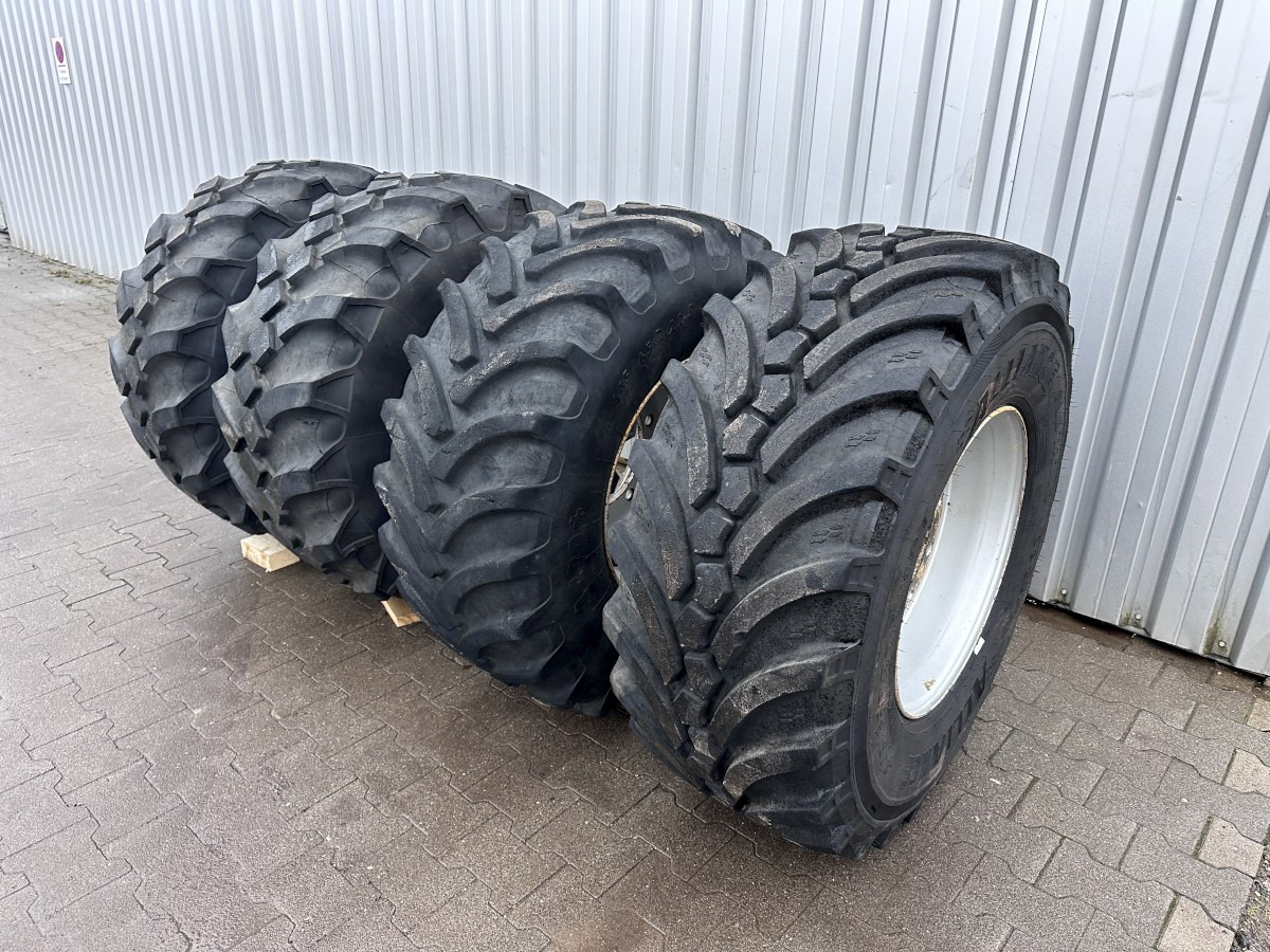 MITAS 445 / 65 R 22.5 Kompletträder - Complet tires - Neumático para Excavadora de ruedas: foto 1 MITAS 445 / 65 R 22.5 Kompletträder - Complet tires - Neumático para Excavadora de ruedas: foto 1