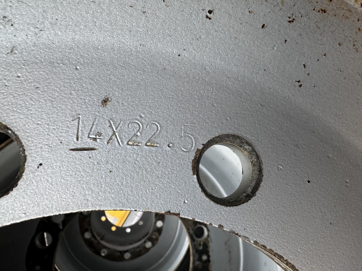 MITAS 445 / 65 R 22.5 Kompletträder - Complet tires - Neumático para Excavadora de ruedas: foto 5 MITAS 445 / 65 R 22.5 Kompletträder - Complet tires - Neumático para Excavadora de ruedas: foto 5